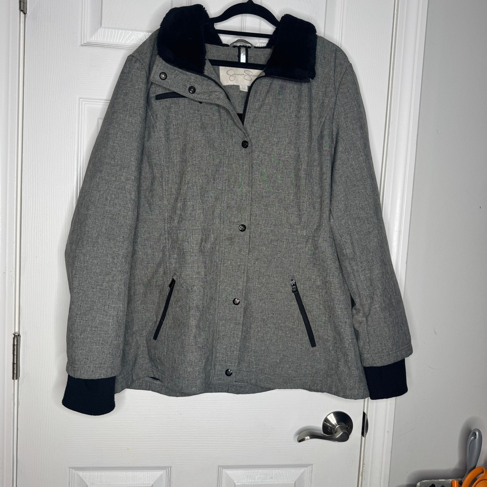 JESSICA‎ SIMPSON Woman's Winter Coat Size 1X Gray Faux Fur Lined Collar